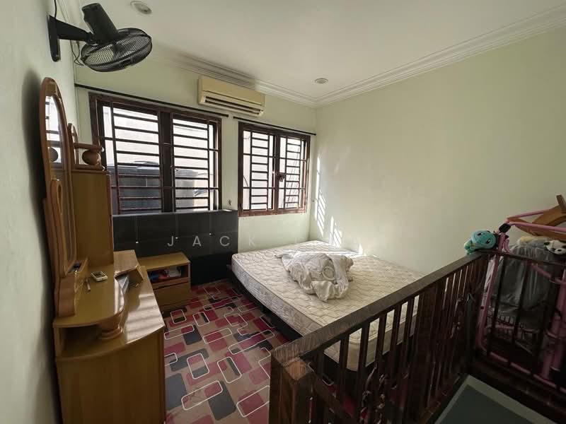 1-storey Terraced House for Rent in Indahpura Iris Park (Kulai) - Jack Chai - Bedroom - PropertyGuru.com.my