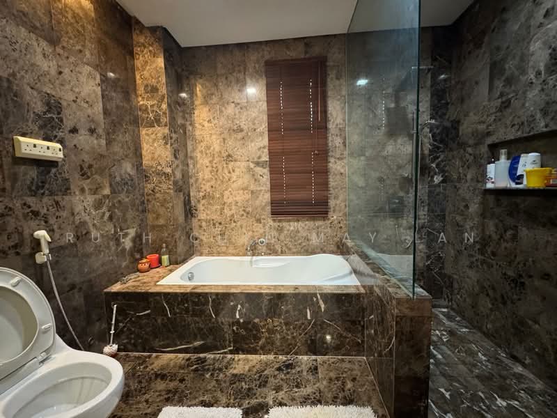 Bungalow for Sale in Bangsar (Kuala Lumpur) - Ruth Chin May Lan - Bathroom - PropertyGuru.com.my