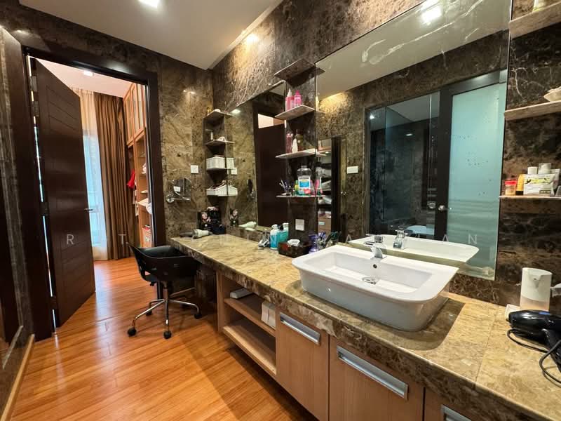 Bungalow for Sale in Bangsar (Kuala Lumpur) - Ruth Chin May Lan - Bathroom - PropertyGuru.com.my