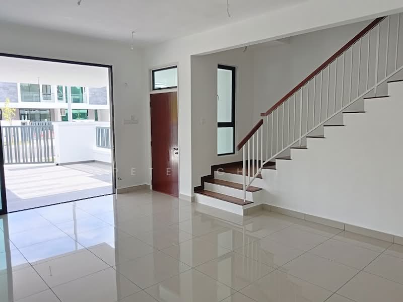Terraced House for Rent in Hulu Langat (Selangor) - Peter Chai - Living Room - PropertyGuru.com.my