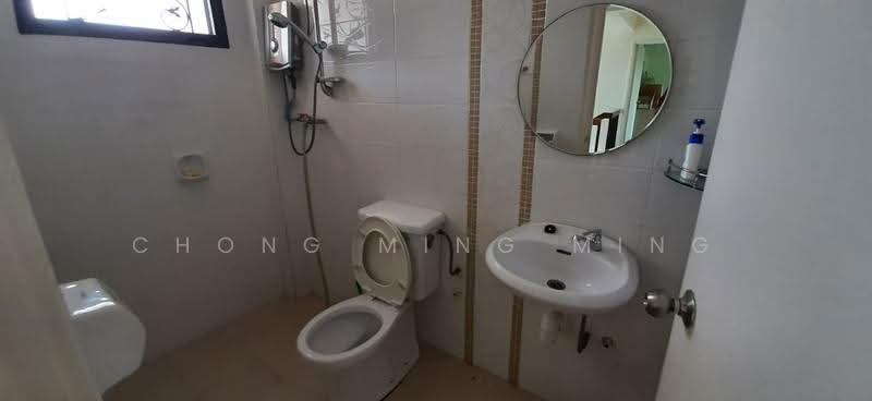 Semi-Detached House for Sale in Seremban 2 (Negeri Sembilan) - Chong Ming Ming - Bathroom - PropertyGuru.com.my