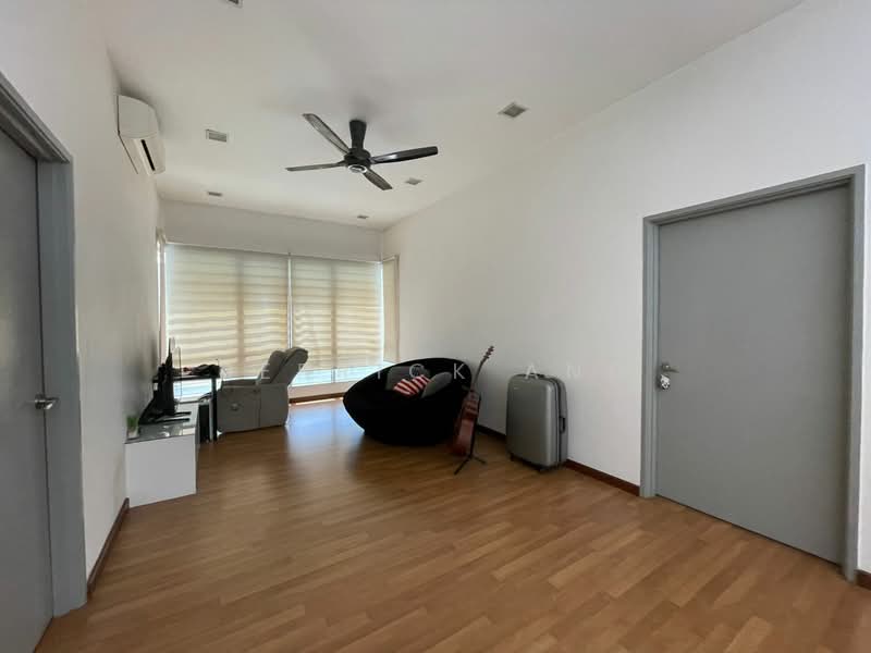 Semi-Detached House for Sale in Kota Emerald (Rawang) - Derrick Ang - Living Room - PropertyGuru.com.my