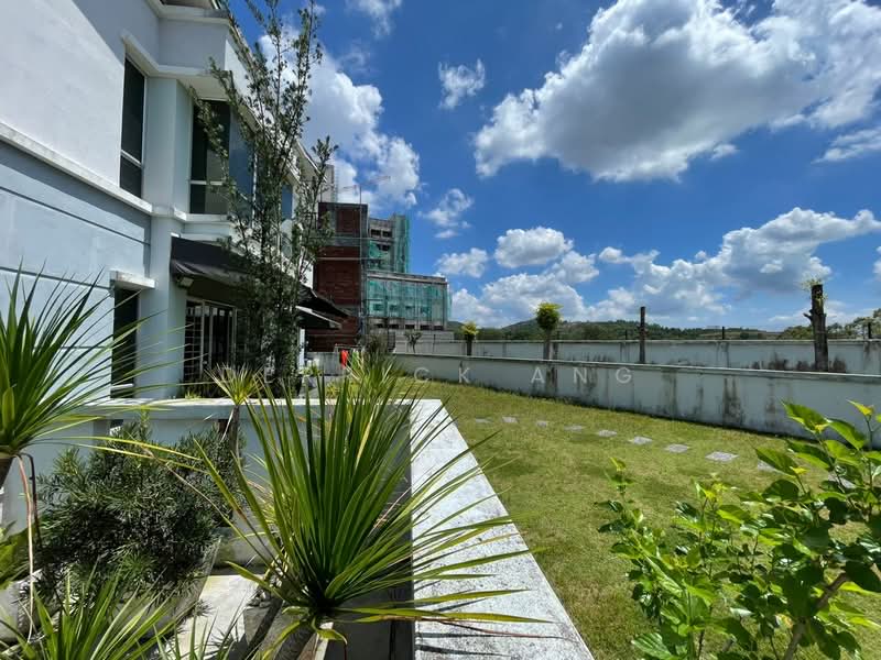 Semi-Detached House for Sale in Kota Emerald (Rawang) - Derrick Ang - Exterior - PropertyGuru.com.my