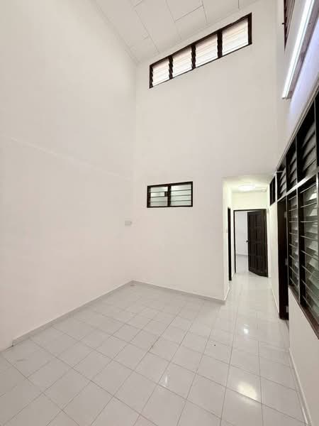 1-storey Terraced House for Sale in Taman Kota Jaya (Kota Tinggi) - Ivy Low - Interior - PropertyGuru.com.my