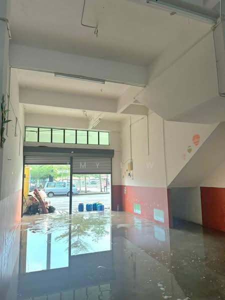 Shop for Rent in Pusat Perniagaan Chengal 2 (Perak) - Amy Lew - Interior - PropertyGuru.com.my