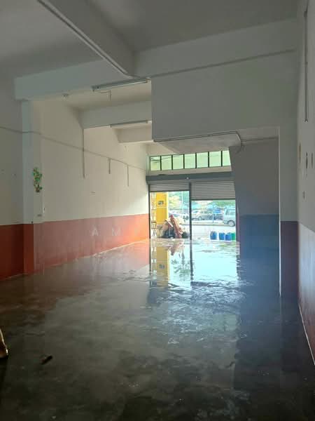 Shop for Rent in Pusat Perniagaan Chengal 2 (Perak) - Amy Lew - Interior - PropertyGuru.com.my