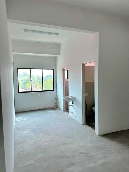 Shop for Rent in Pusat Perniagaan Chengal 2 (Perak) - Amy Lew - Interior - PropertyGuru.com.my