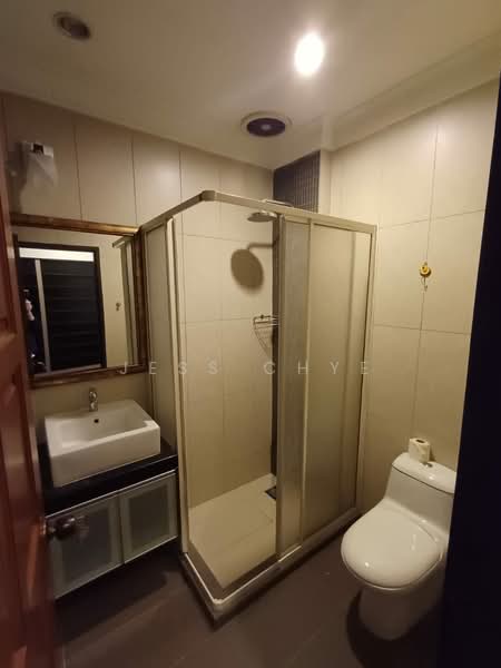 Maxwell Towers untuk Untuk Disewa - RM 5,200 /bulan, Mac 2026 - Bathroom - PropertyGuru.com.my