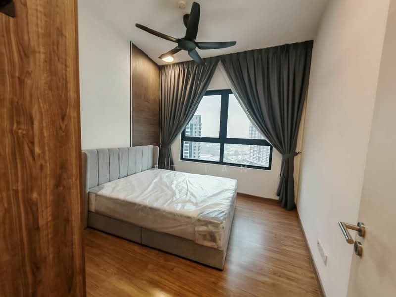Service Residence for Sale at Paisley @ Tropicana Metropark - Jet Tan - Bedroom - PropertyGuru.com.my