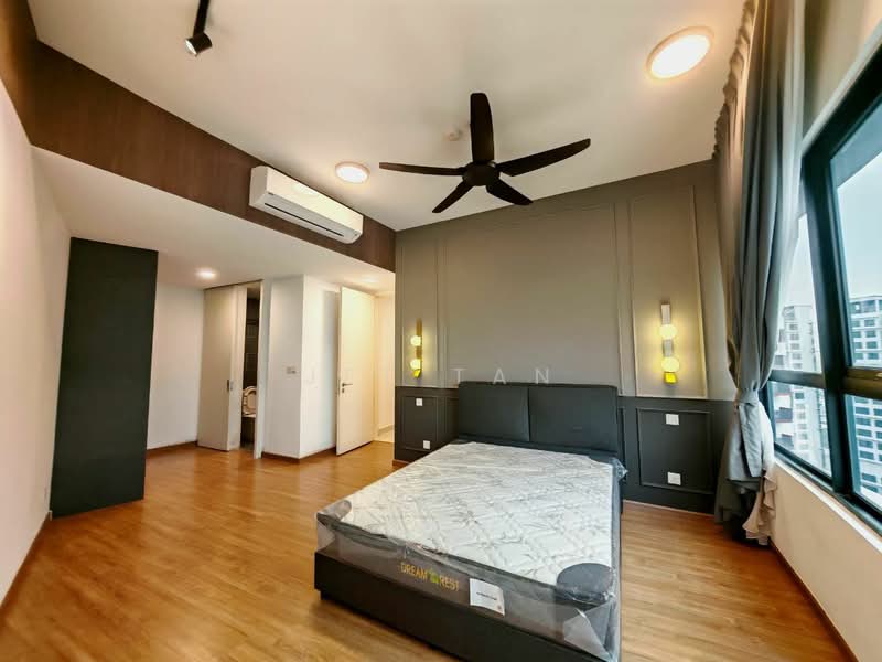 Service Residence for Sale at Paisley @ Tropicana Metropark - Jet Tan - Bedroom - PropertyGuru.com.my