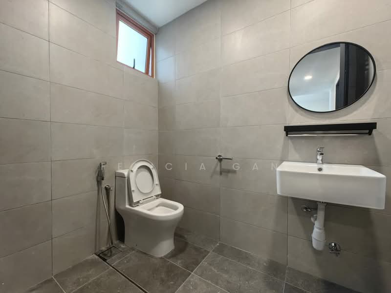 Servis Apartment untuk Disewa di JRK Convena - Felicia Gan - Bathroom - PropertyGuru.com.my