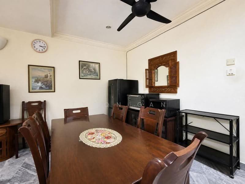 2-storey Terraced House for Sale in Usj 20 (Subang Jaya) - Tyson Gan - Dining Room - PropertyGuru.com.my