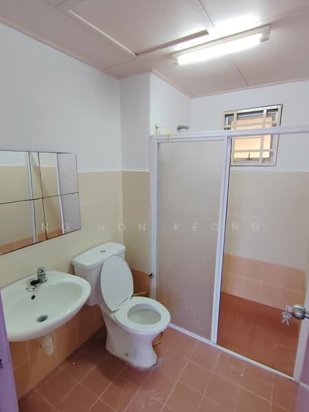 Condominium for Rent at Koi Tropika - Ng Hon Keong - Bathroom - PropertyGuru.com.my