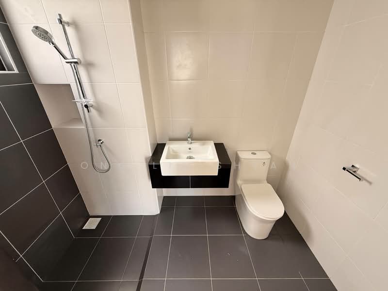 Cluster House for Sale in Eco Botanic (Iskandar Puteri (Nusajaya)) - Ong Lih Shyan - Bathroom - PropertyGuru.com.my