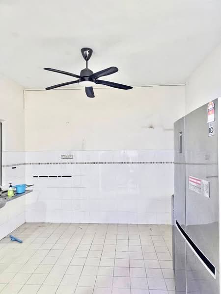 2-storey Terraced House for Sale in Rawang (Selangor) - Haslinda Ahmad Razali - Kitchen - PropertyGuru.com.my