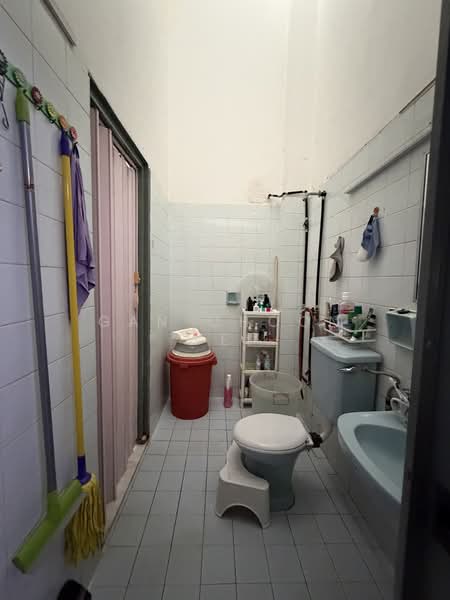 USJ 2 untuk Untuk Dijual - RM 830,000, Mac 2026 - Bathroom - PropertyGuru.com.my