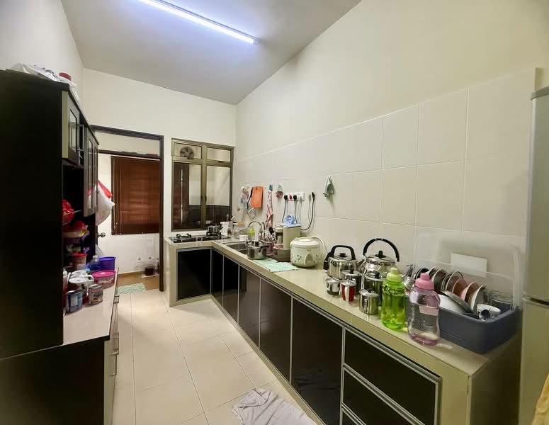 2-storey Terraced House for Sale in Bandar Dato Onn (Tebrau) - Jeremy Goh - Kitchen - PropertyGuru.com.my