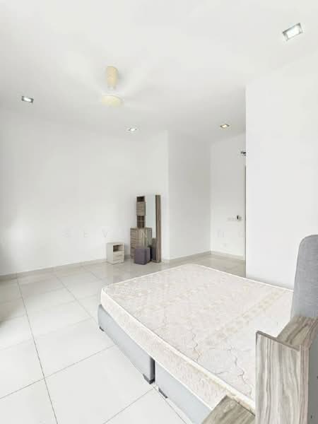 Rumah Teres 2 Tingkat untuk Dijual di Eco Summer (Johor Bahru) - Seven Kong - Bedroom - PropertyGuru.com.my