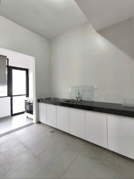 Rumah Teres 2 Tingkat untuk Dijual di Eco Summer (Johor Bahru) - Seven Kong - Kitchen - PropertyGuru.com.my