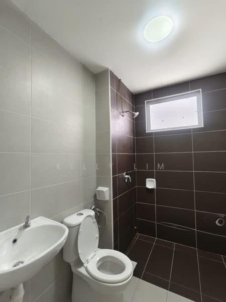 Semi-Detached House for Sale in Klang (Selangor) - Kelly Lim - Bathroom - PropertyGuru.com.my