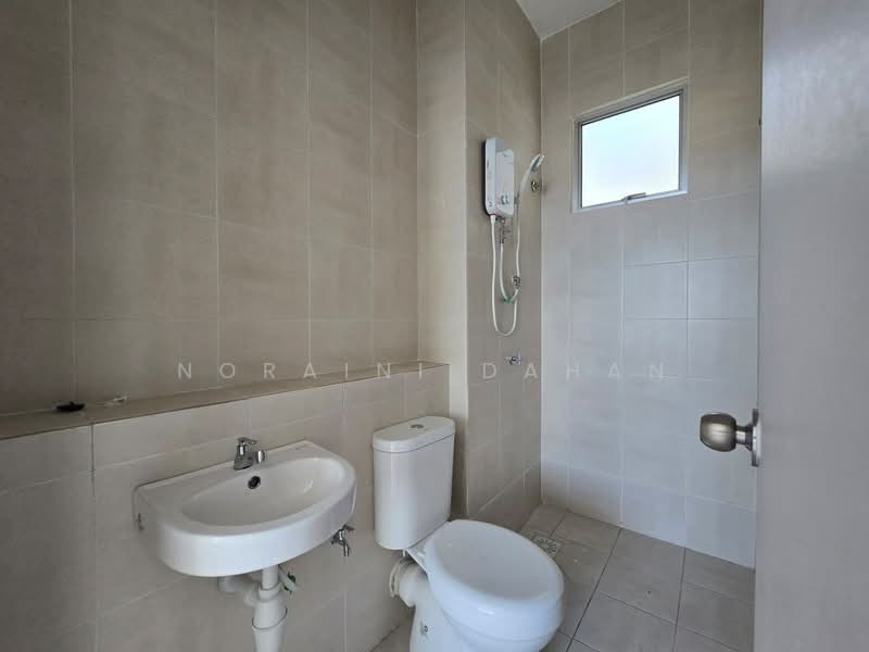 Condominium for Sale at Residensi Adelia 4 - Noraini Dahan - Bathroom - PropertyGuru.com.my