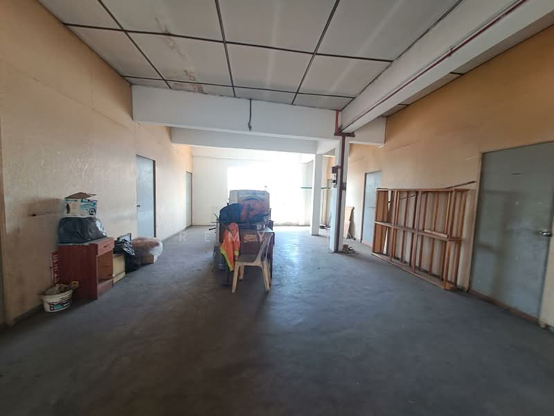Shop for Sale in Tangkak (Johor) - Remy Lim - Interior - PropertyGuru.com.my