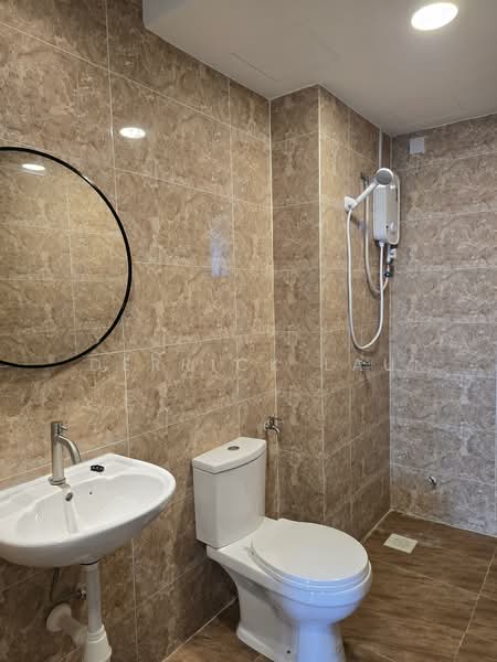 Kondominium untuk Dijual di Mulberi - Derrick Lau - Bathroom - PropertyGuru.com.my