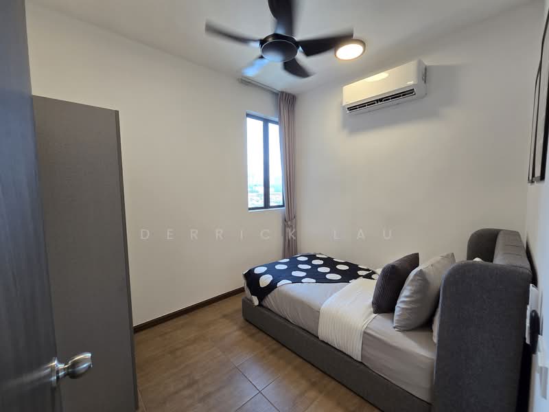 Kondominium untuk Dijual di Mulberi - Derrick Lau - Bedroom - PropertyGuru.com.my