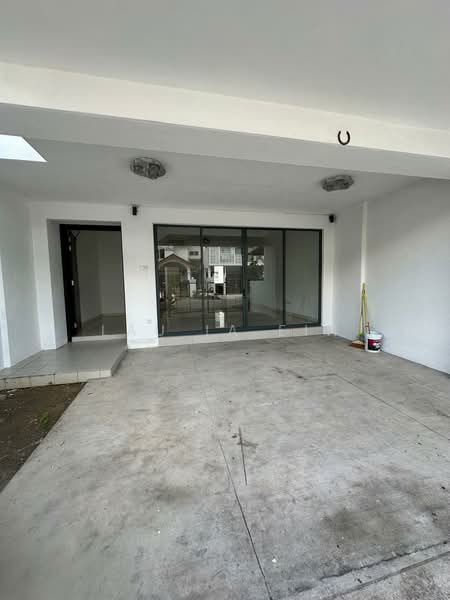 2-storey Terraced House for Sale in Rawang (Selangor) - Lau Ia Ein - Entrance - PropertyGuru.com.my