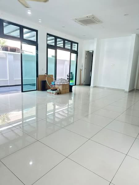 Eco Botanic untuk Untuk Dijual - RM 1,600,000, Mac 2026 - Living Room - PropertyGuru.com.my