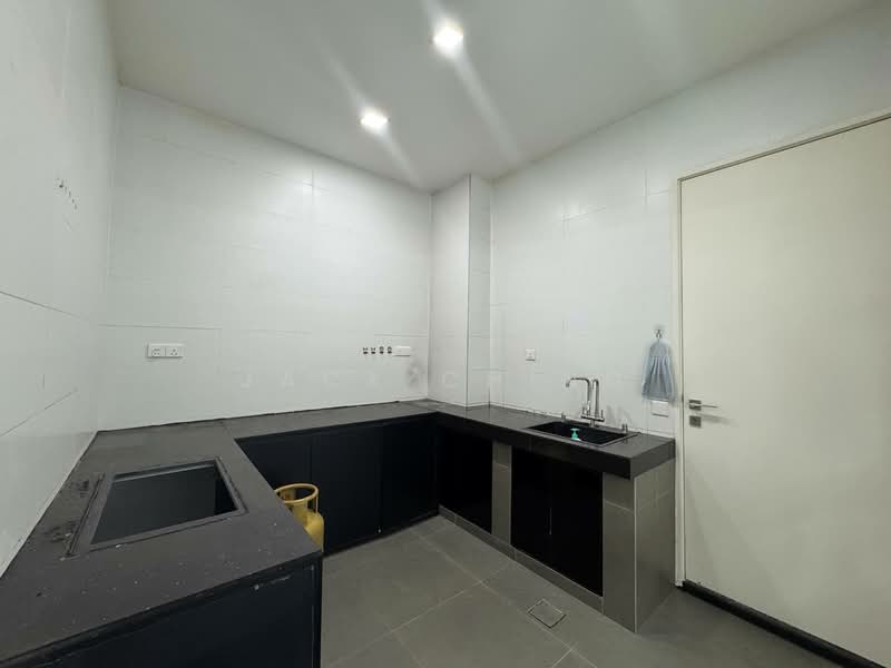 Cluster House for Sale in Eco Botanic (Iskandar Puteri (Nusajaya)) - Jack Ching - Kitchen - PropertyGuru.com.my