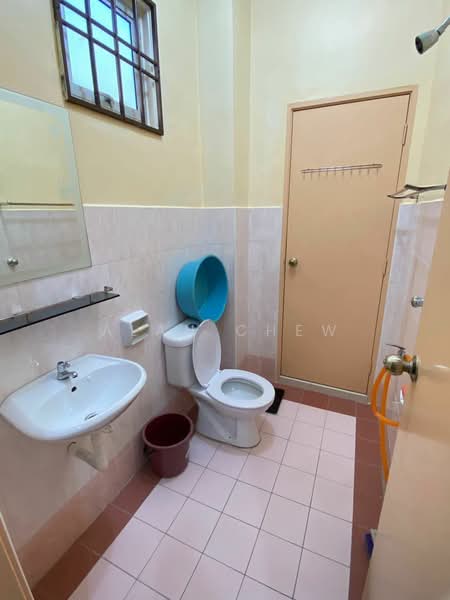 2-storey Terraced House for Sale in Taman Nusa Damai (Pasir Gudang) - Alan Chew - Bathroom - PropertyGuru.com.my