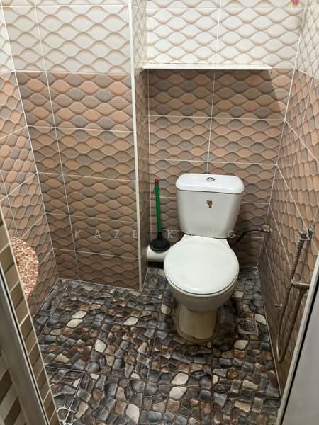 Apartment for Rent at BJ Court Apartment - Kaze Kang - Bathroom - PropertyGuru.com.my