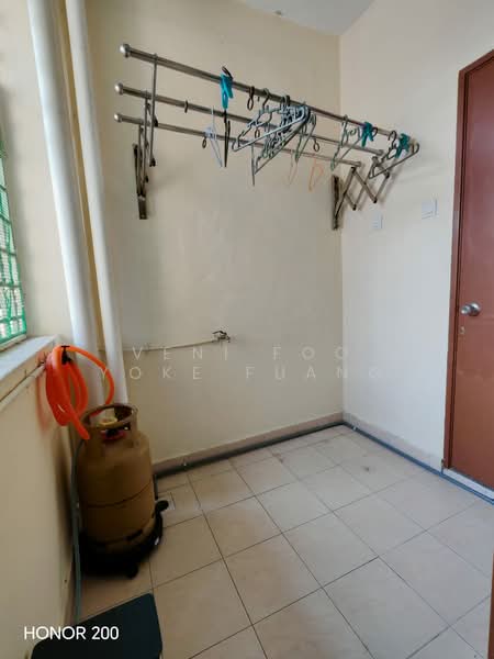 Pangsapuri untuk Disewa di Pangsapuri Kasuarina - Veni Foo Yoke Fuang - Balcony - PropertyGuru.com.my