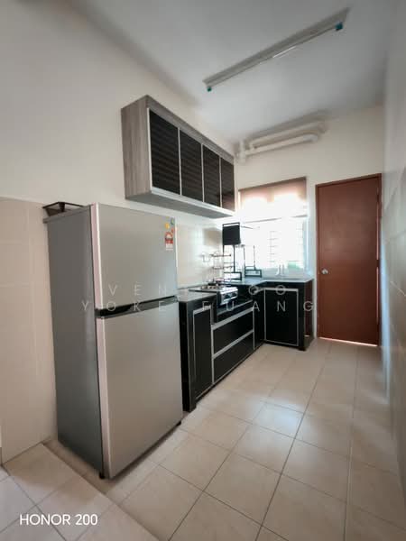 Pangsapuri untuk Disewa di Pangsapuri Kasuarina - Veni Foo Yoke Fuang - Kitchen - PropertyGuru.com.my
