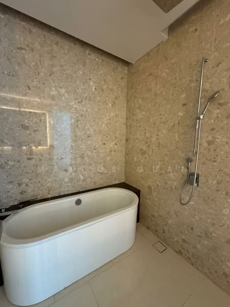 Crown Residences @ Pavilion Damansara Heights untuk Untuk Disewa - RM 16,000 /bulan, Mac 2026 - Bathroom - PropertyGuru.com.my