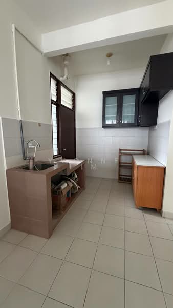 Apartment for Sale at Sri Mas - Yvonne Lim - Kitchen - PropertyGuru.com.my