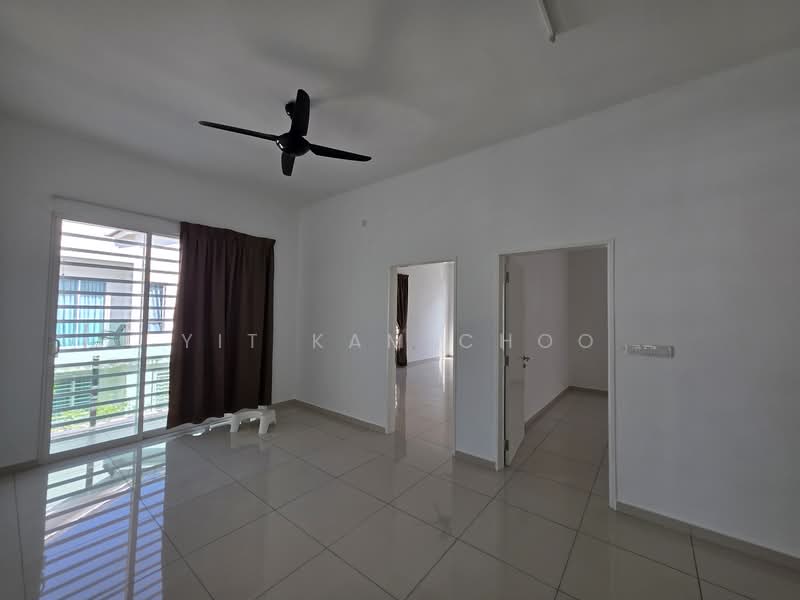 Terraced House for Sale in Bandar Sri Sendayan (Negeri Sembilan) - Angie Choo - Family Hall - PropertyGuru.com.my