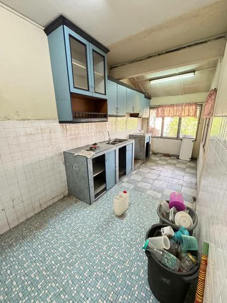 Taman Pelangi untuk Untuk Dijual - RM 868,000, Mac 2026 - Kitchen - PropertyGuru.com.my