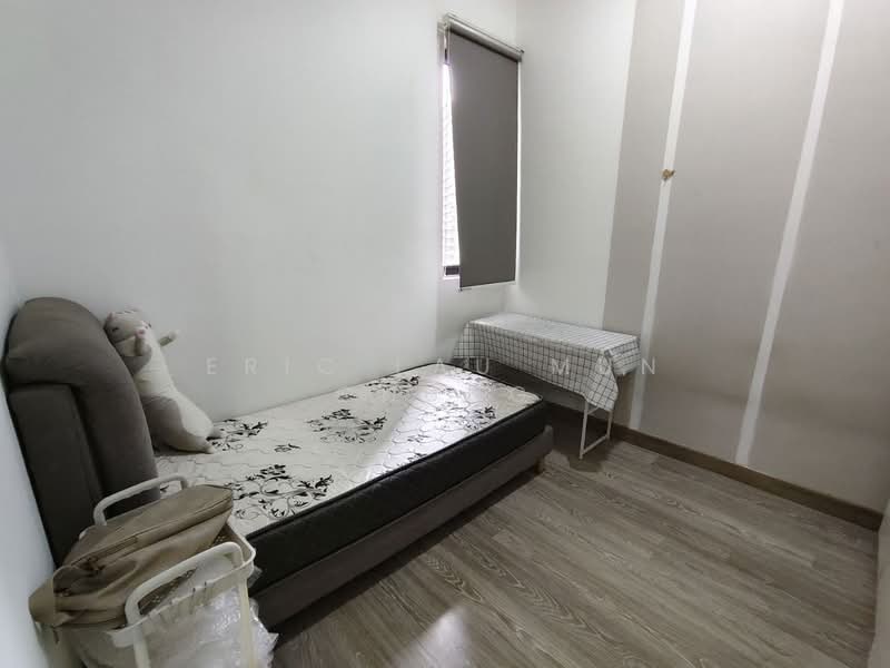 Service Residence for Sale at South View - Eric Lau Mun Chung - Bedroom - PropertyGuru.com.my