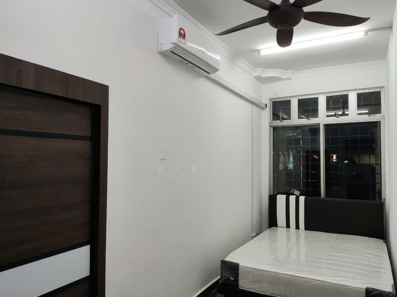 2-storey Terraced House for Rent in Bukit Indah (Iskandar Puteri (Nusajaya)) - Kia . - Bedroom - PropertyGuru.com.my