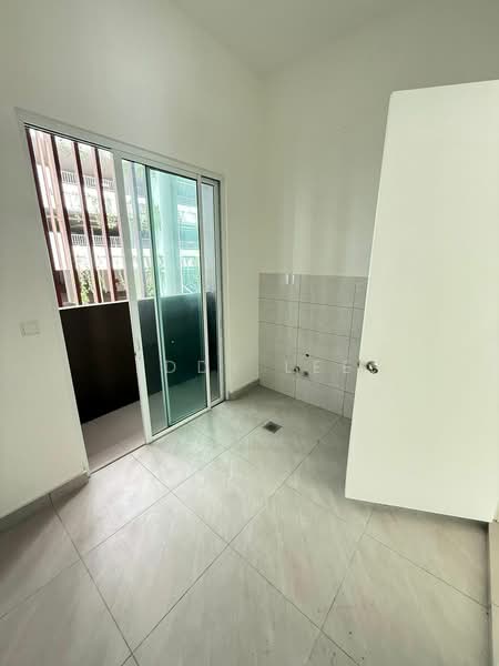 4-storey Terraced House for Sale in KL City Centre (Kuala Lumpur) - Eddy Lee - Balcony - PropertyGuru.com.my