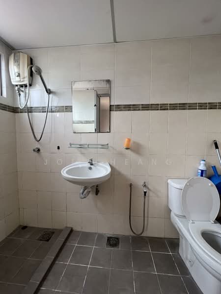 Palm Spring @ Damansara untuk Untuk Disewa - RM 1,600 /bulan, Apr 2026 - Bathroom - PropertyGuru.com.my