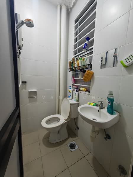 Townhouse for Sale in Puchong (Selangor) - Evan Goh - Bathroom - PropertyGuru.com.my
