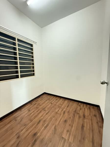 Condominium for Sale at Armanee - Juliana Mahmud - Bedroom - PropertyGuru.com.my