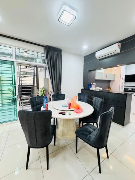 2-storey Terraced House for Rent in Bukit Indah (Iskandar Puteri (Nusajaya)) - Alex Cheah - Dining Room - PropertyGuru.com.my