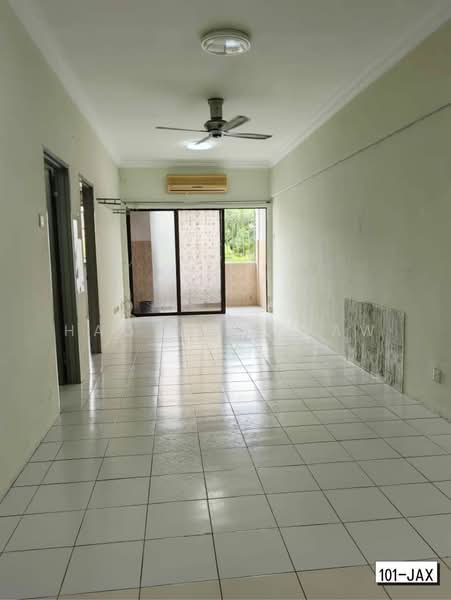 Apartment for Sale at Vista Bayu - Hao Kai Khaw - Living Room - PropertyGuru.com.my