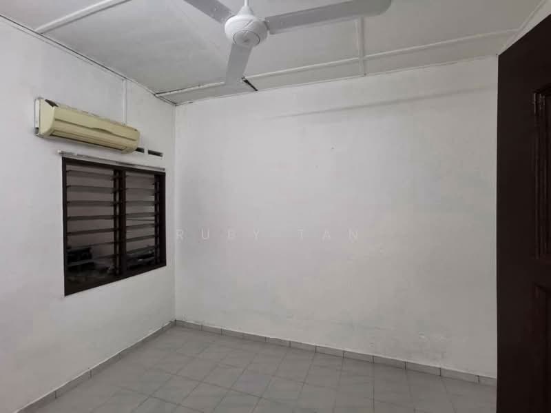 1-storey Terraced House for Sale in Taman Ungku Tun Aminah (Skudai) - Ruby Tan - Interior - PropertyGuru.com.my