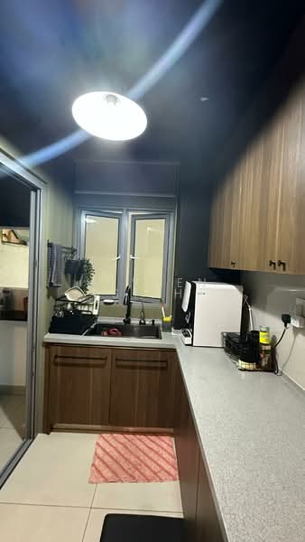 Lakefront Residence untuk Untuk Disewa - RM 2,500 /bulan, Mac 2026 - Kitchen - PropertyGuru.com.my