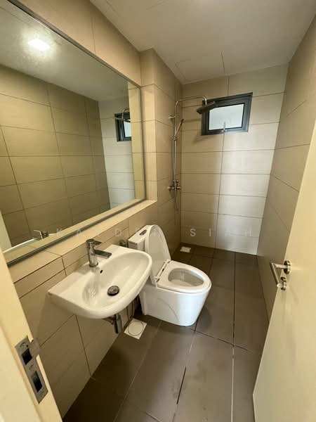 Condominium for Rent at Lakefront Residence - Kayden Siah - Bathroom - PropertyGuru.com.my
